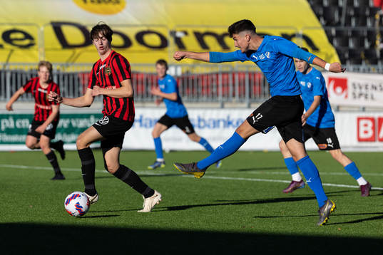 Halmstad Edmond Berisha och Brommapojkarnas Martin