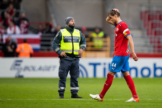 Helsingborgs Thomas Rogne deppar
