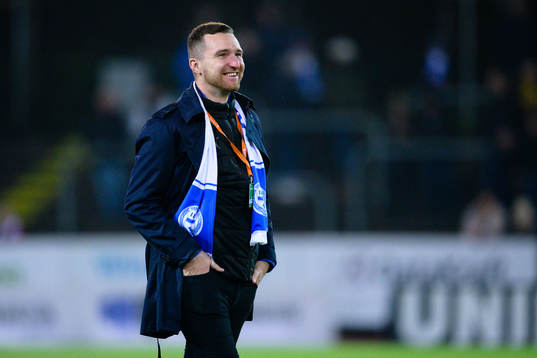 Värnamos sportchef Enes Ahmetovic före fotbollsmatchen i