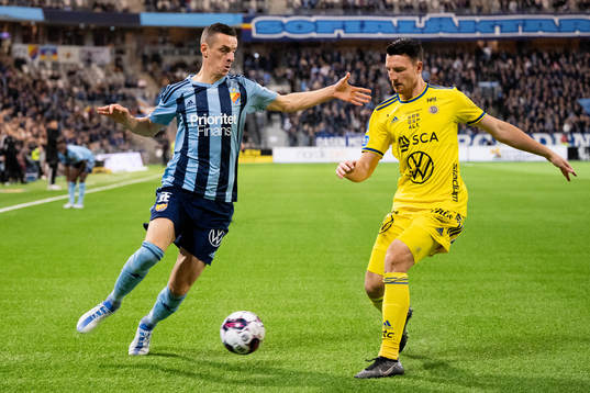 Djurgårdens Haris Radetinac och GIF Sundsvalls Alexander