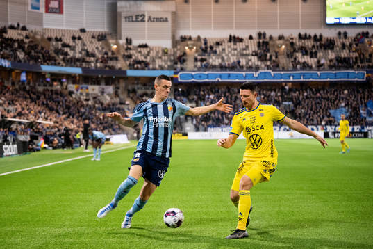 Djurgårdens Haris Radetinac och GIF Sundsvalls Alexander