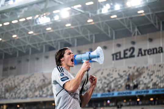 Djurgårdens målvakt Jacob Widell Zetterström jublar