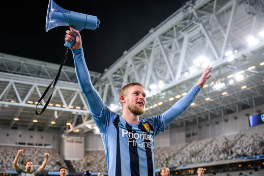 Djurgårdens Kalle Holmberg jublar