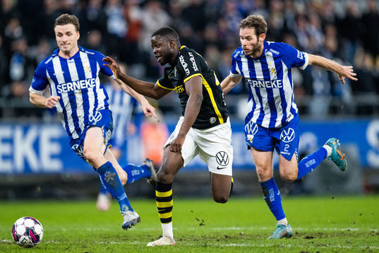 AIKs Benjamin Mbunga Kimpioka och IFK Göteborgs Emil
