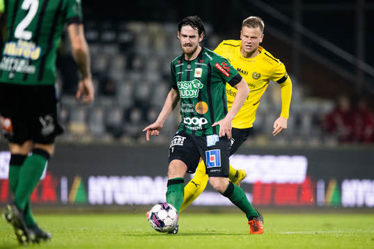 Varbergs Robin Tranberg och Mjällbys David Löfquist