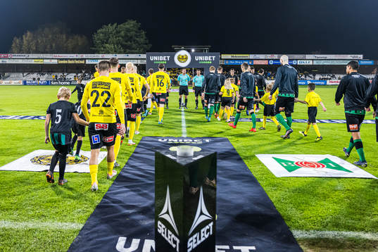 Mjällby och Varberg