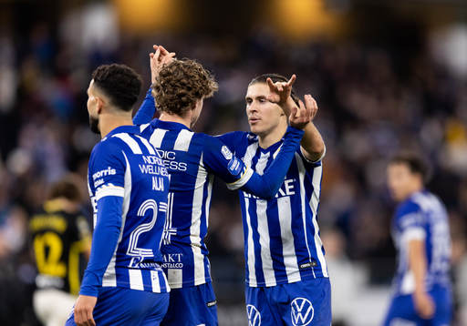 IFK Göteborgs Gustaf Norlin och Eman Markovic jublar