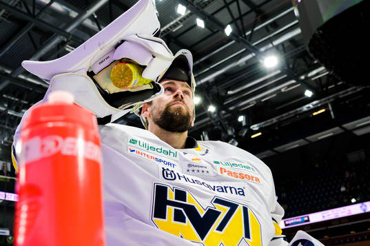 HV71s målvakt Joni Ortio