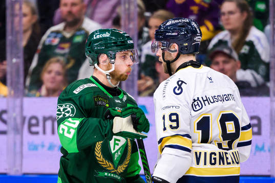 Färjestads Marcus Westfält och HV71s Sam Vigneault