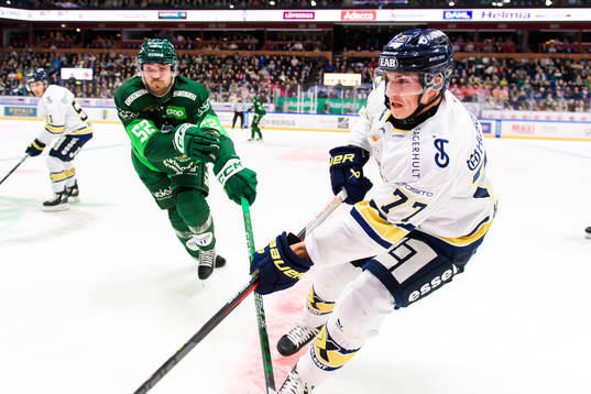Färjestads August Tornberg och HV71s Herman Hansson