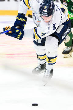 HV71s Emil Andrae