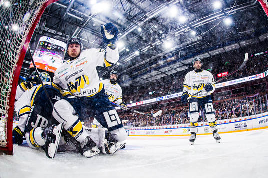 HV71s Fredrik Forsberg