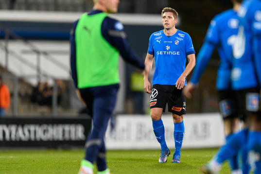Halmstads Mikael Boman deppar