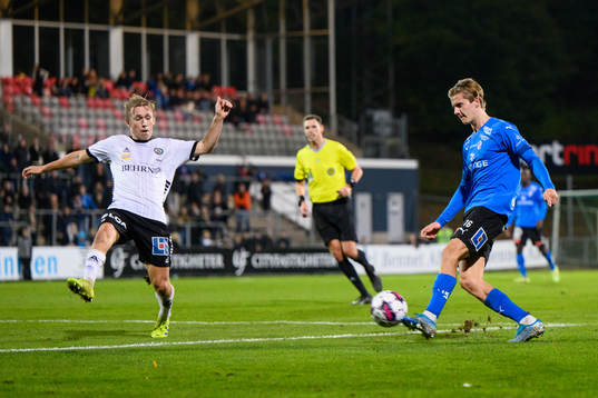 Örebros David Seger och Halmstads Erik Ahlstrand