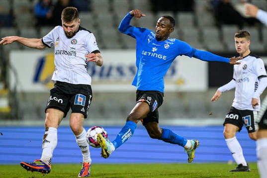 Örebros Axel Andresson och Halmstads Sadat Karim