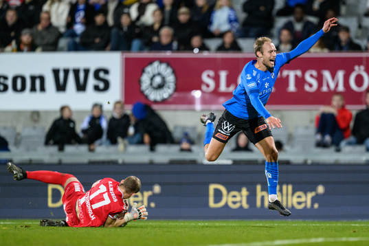 Örebros Daniel Strindholm och Halmstads Villiam Dahlström