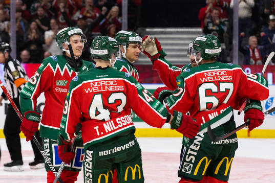 Frölundas Jacob Nilsson jublar