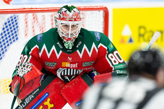 Frölundas målvakt Frederik Dichow