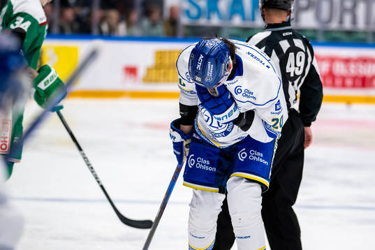 Leksands Lian Bichsel  har ont