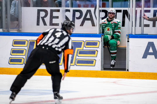 Rögles Kim Rosdahl blir utvisad