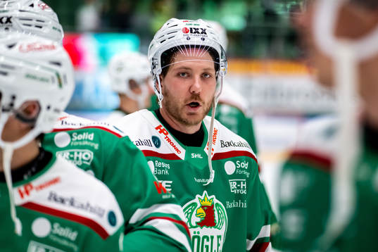 Rögles Linus Sandin jublar