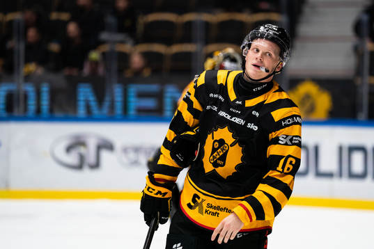 Skellefteås Linus Lindström deppar