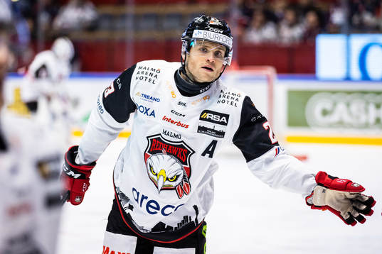 Malmö Redhawks Christoffer Forsberg jublar