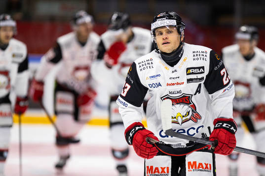 Malmö Redhawks Christoffer Forsberg jublar