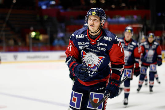 Linköpings Henrik Törnqvist jublar