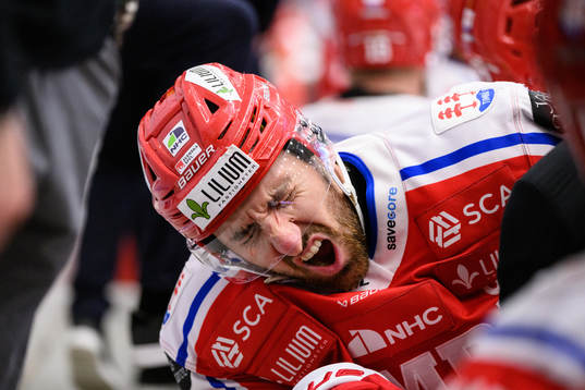 Timrås Albin Lundin har ont