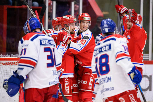 Timrås Robin Alvarez jublar