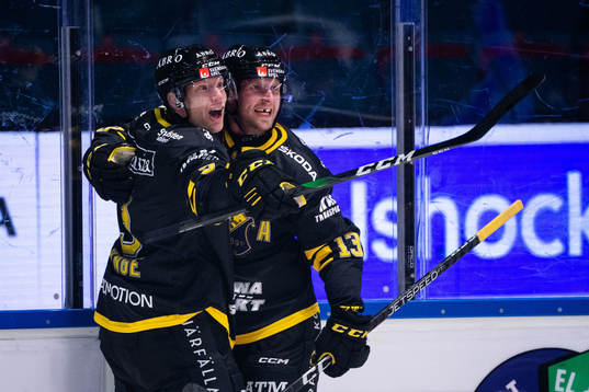 AIKs Richard Gynge jublar