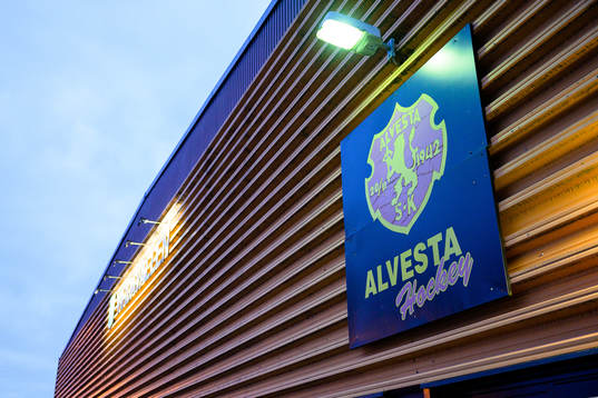 Exteriör vy av Virdavallens ishall med Alvestas