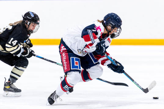 SDEs Magdalena Winbo och Linköpings Ella Jämsen