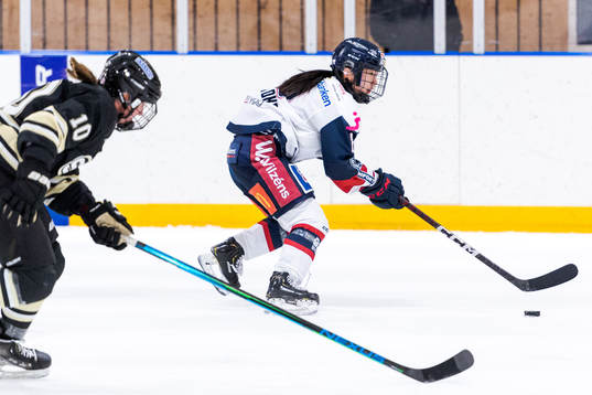 SDEs Julie Zwarthoed och Linköpings Ayaka Toko