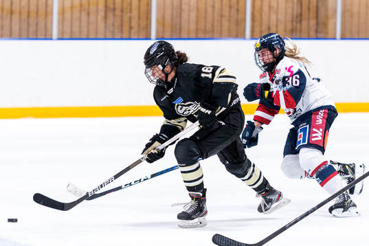 SDEs Leanne Ganney och Linköpings Emilie Kruse Johansen