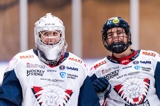 Linköpings målvakt Ebba Svensson Träff och Lene Tendenes
