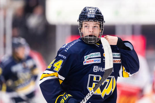 HV71s Oscar Fisker Molgaard
