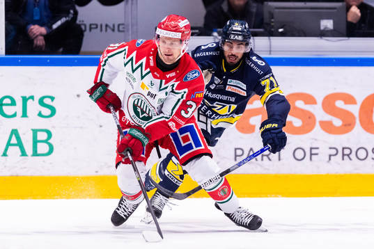 Frölundas Nicklas Lasu och HV71s Tyler Vesel
