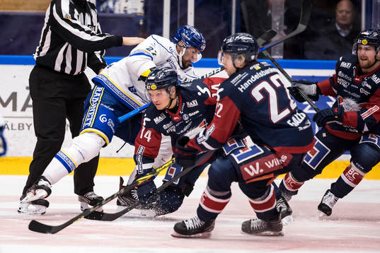 Leksands Marek Hrivik och Linköpings Arvid Costmar