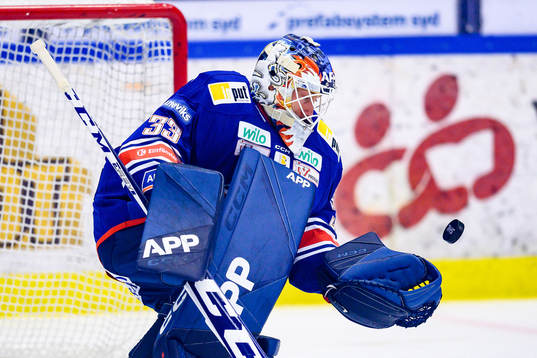 Växjös målvakt Emil Larmi