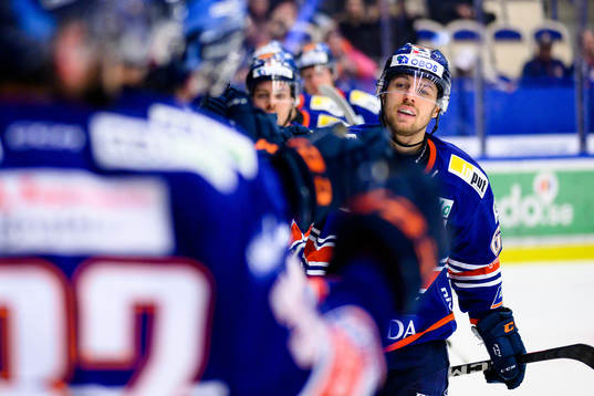 Växjös Manuel Ågren jublar