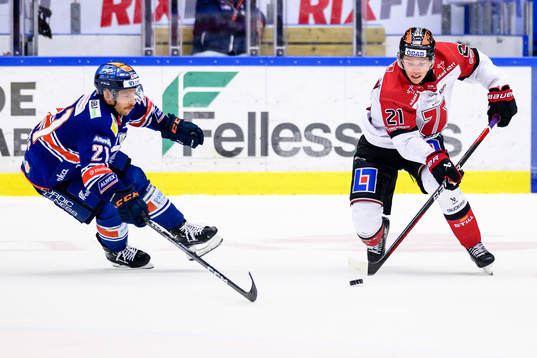 Växjös Brian Cooper och Örebros Linus Öberg