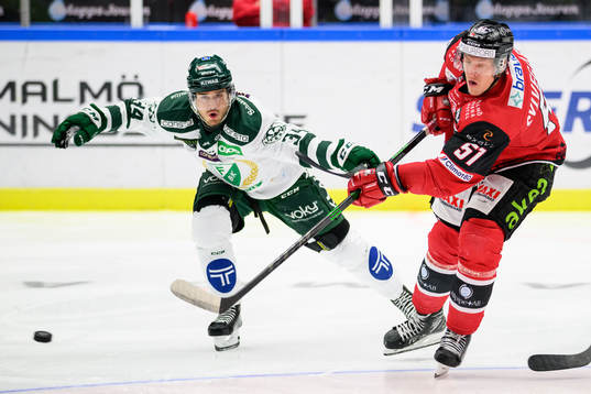 Färjestads Michael Lindqvist och Malmö Redhawks Emil