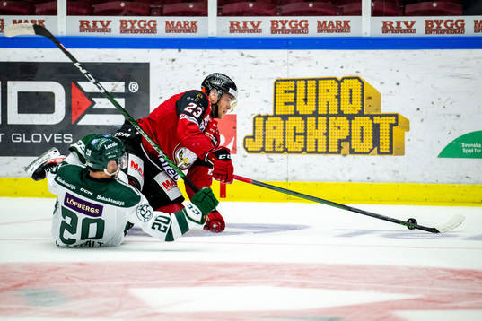 Färjestads Marcus Westfält  och Malmö Redhawks