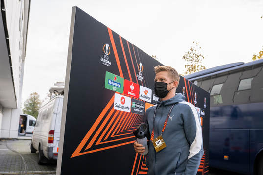 Anders Christiansen of Malmö FF arrives to the stadium