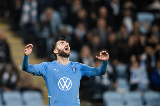 Erdal Rakip of Malmö looks dejected