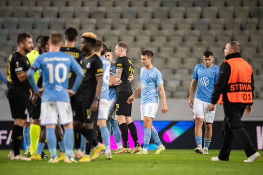 Jonas Knudsen of Malmö looks dejected