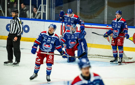 Oskarshamns målvakt Joe Cannata, Emil Lilleberg och Lukas