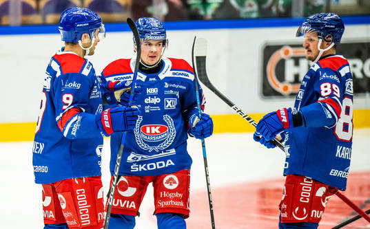 Oskarshamns Ahti Oksanen jublar